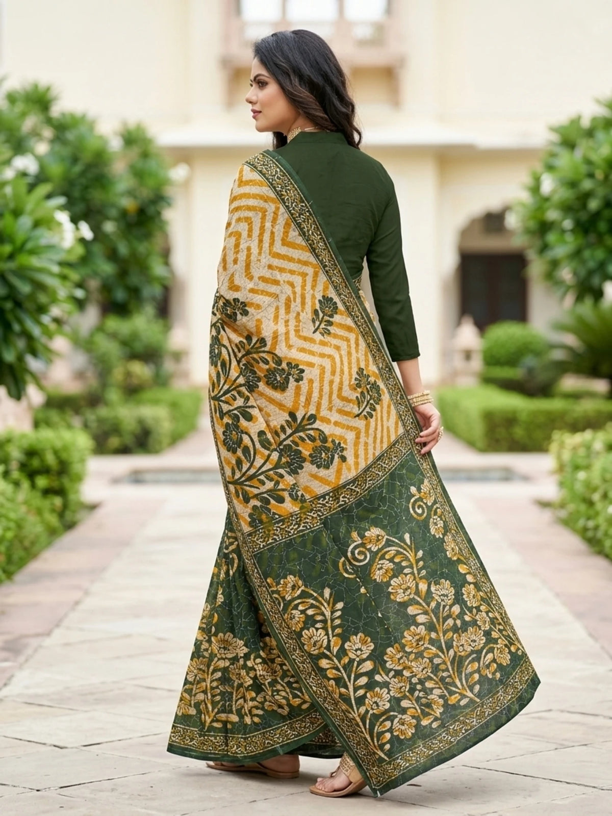 Minu fashions Printed Daily Wear Pure Cotton Saree (Green)