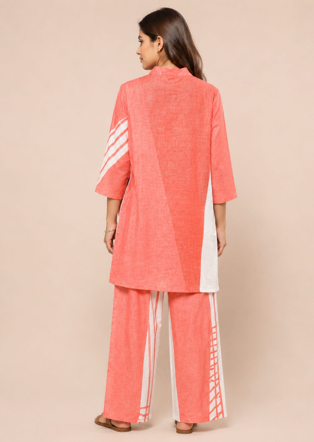 Juni Women Abstract Printed Co-Ord Set | Straight-Fit Kurta with Matching Trousers | Soft & Breathable Fabric | Comfortable Everyday Ethnic Wear | Minu