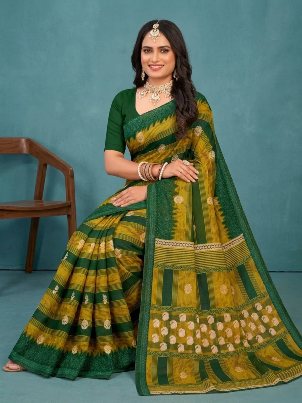 Minu fashions Printed Daily Wear Pure Cotton Saree (Green)