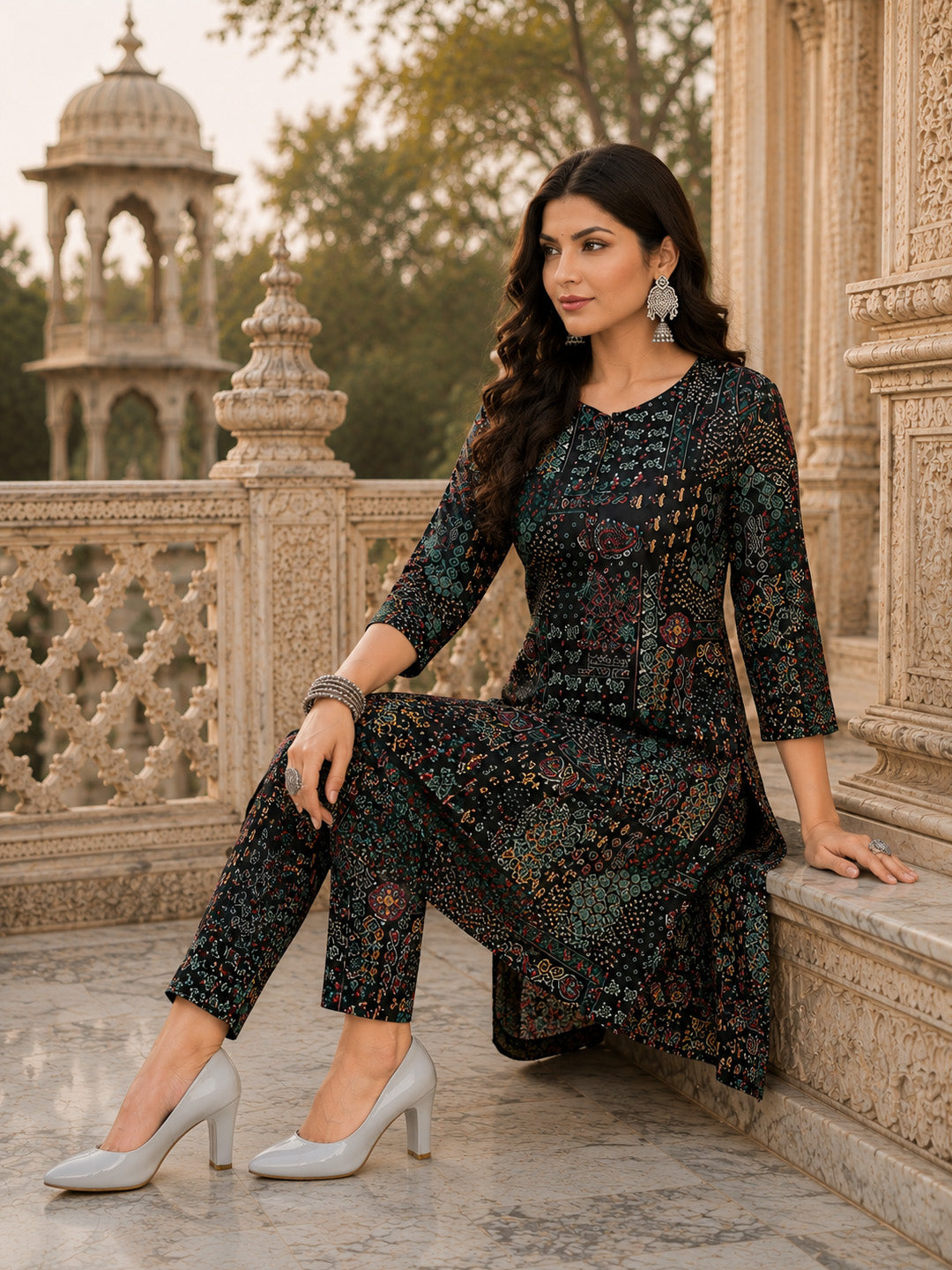 Women Black Floral Printed Rayon A-Line Co-Ord Set with Trousers