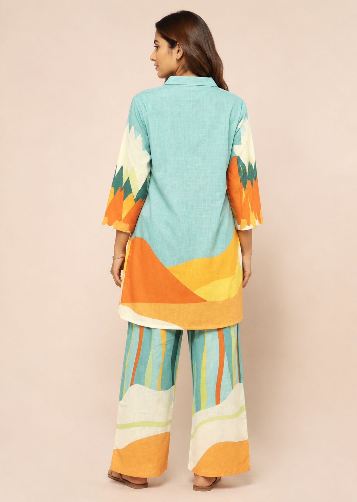 Juni Women Abstract Printed Co-Ord Set | Straight Fit Kurta & Matching Trousers | Comfortable Casual & Daily Wear Two-Piece Outfit | Minu