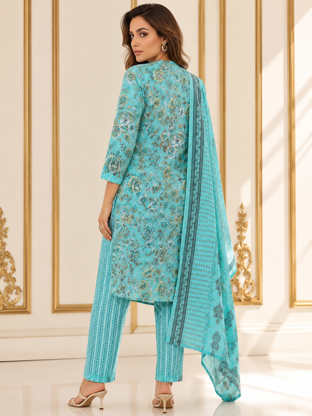 Topaz Women Floral Printed Salwar Suit Set | Ank