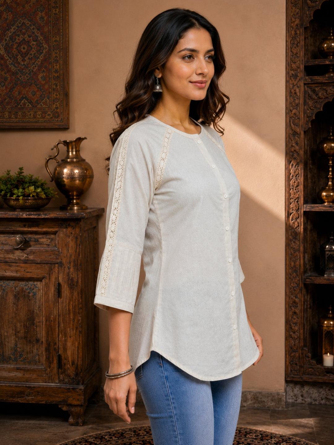Minu Nidhi Women Solid Colour Round Neck Top