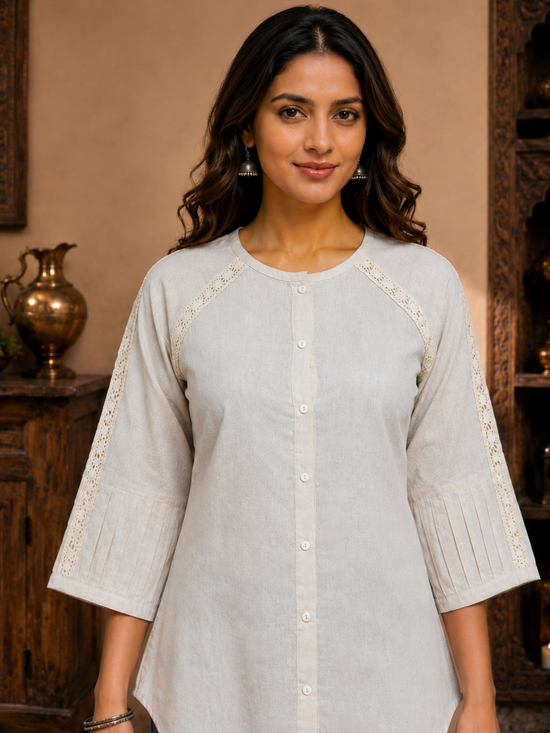 Minu Nidhi Women Solid Colour Round Neck Top