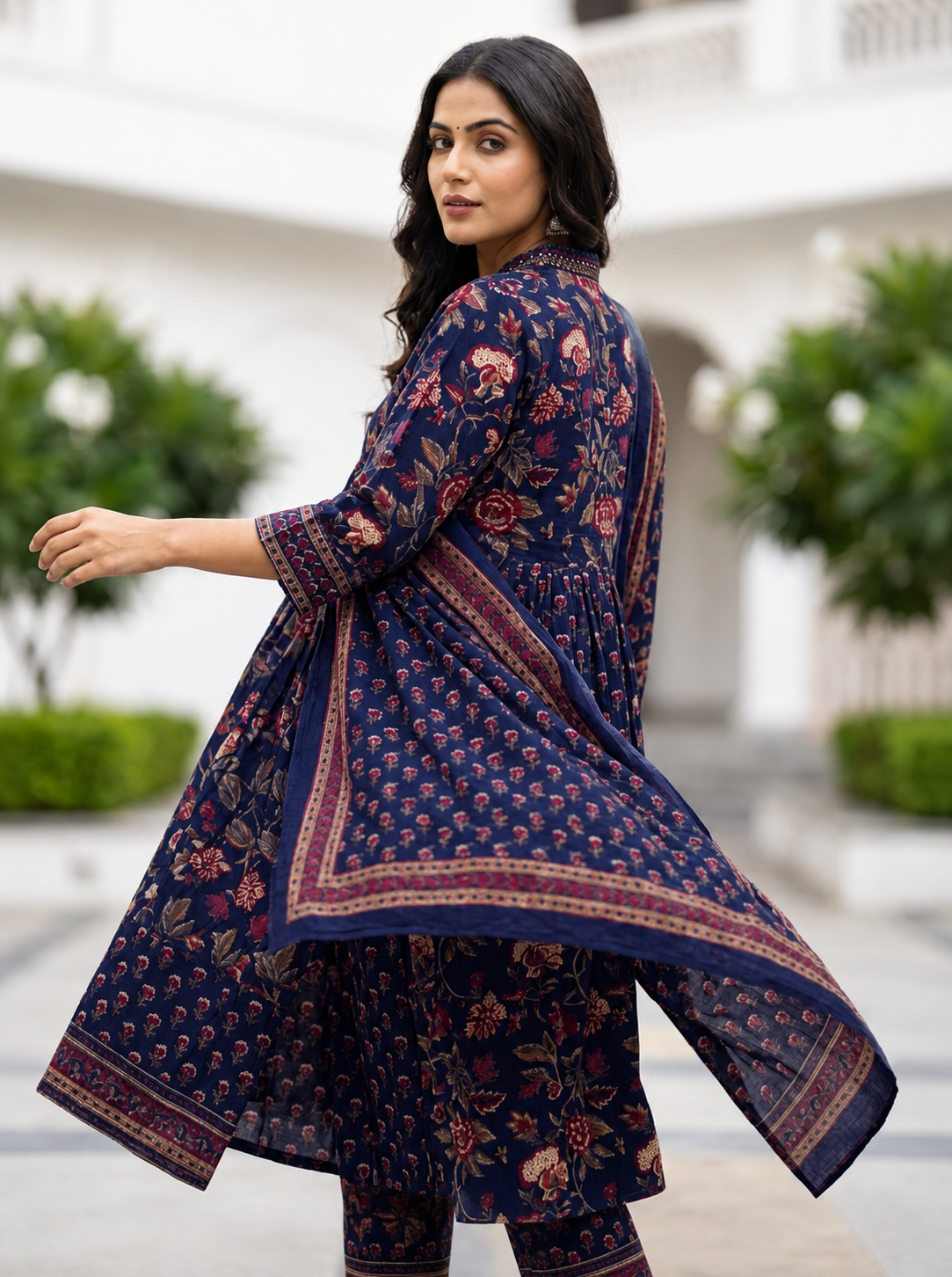 Naina Green Floral Print Five Panel Cotton Salwar Suit Set | Ank
