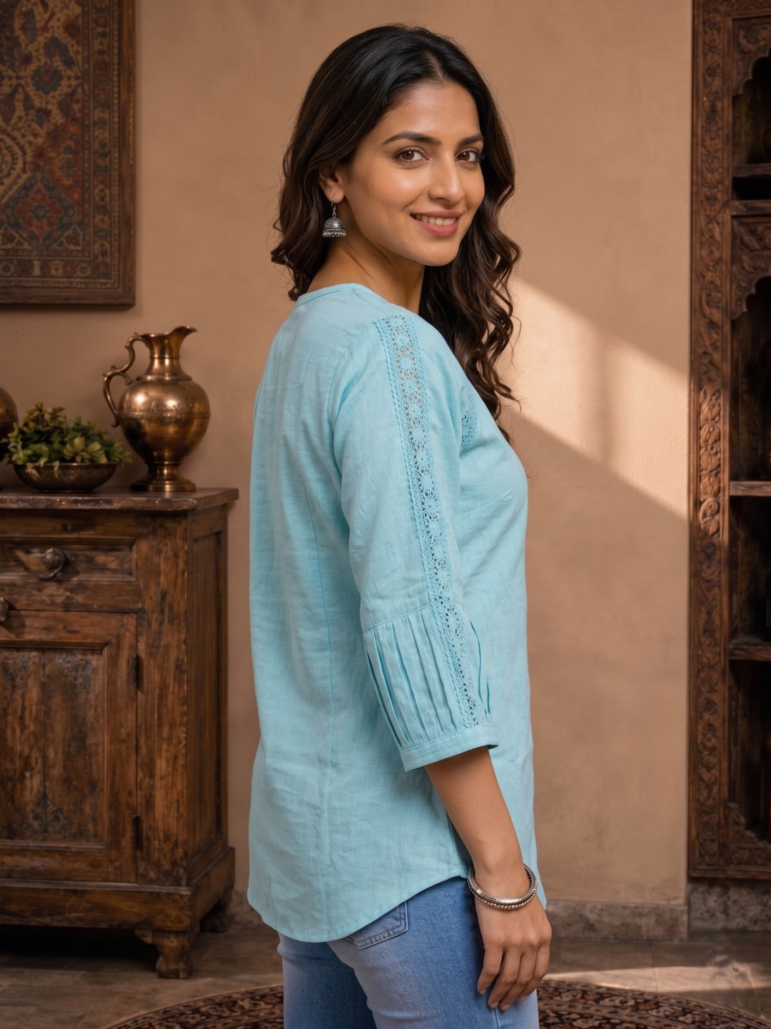 Minu Nidhi Women Solid Colour Round Neck Top