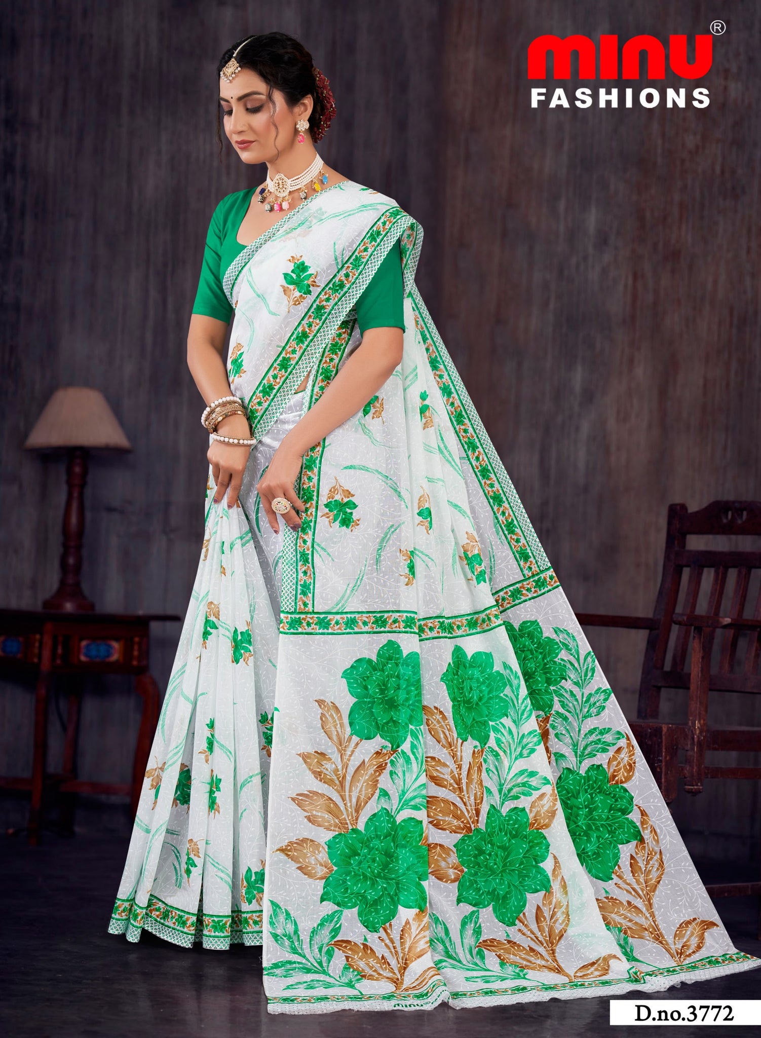 White Rose Print Mul Cotton Saree with Blouse Piece