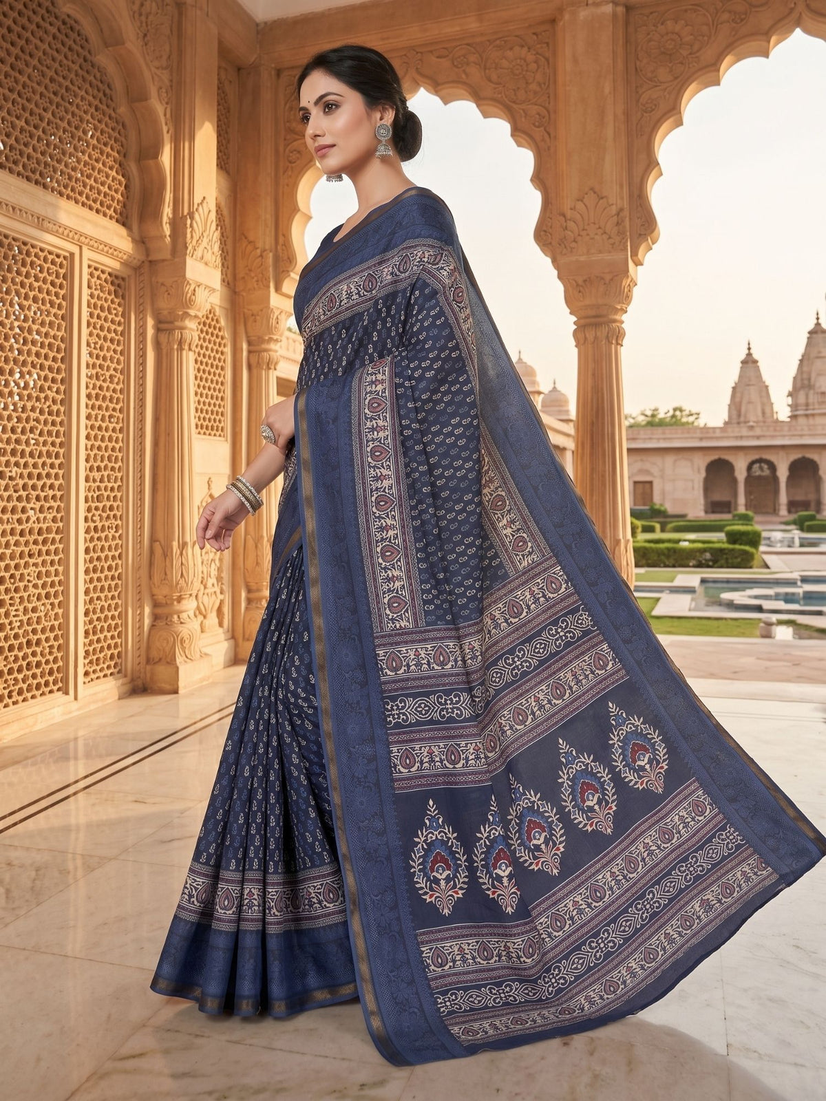 Ishani Border Indigo Vulve Cotton Printed Saree