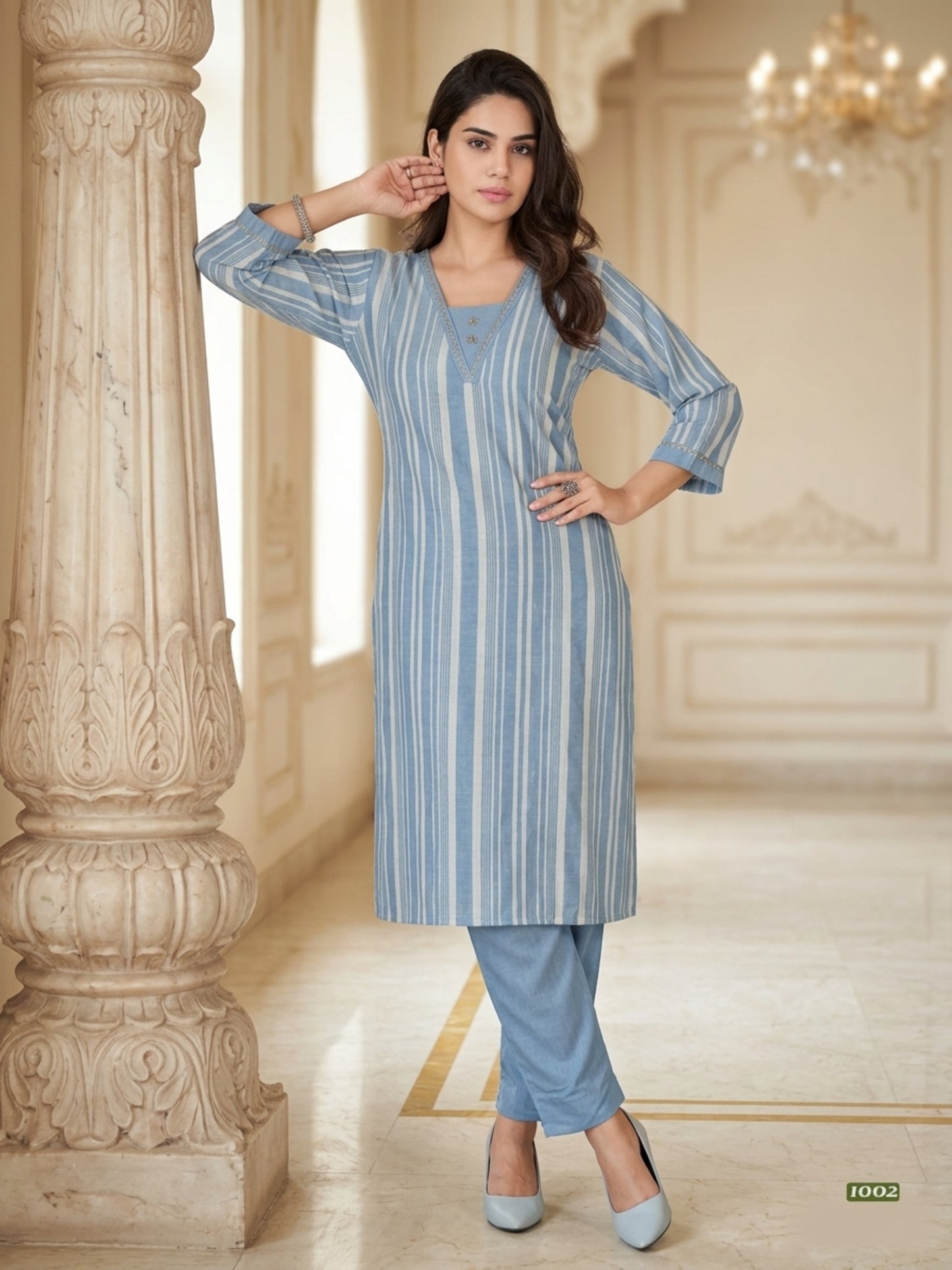 Minu Kurta-Set Sparkle Women Striped Straight Kurti with Trousers | Ank