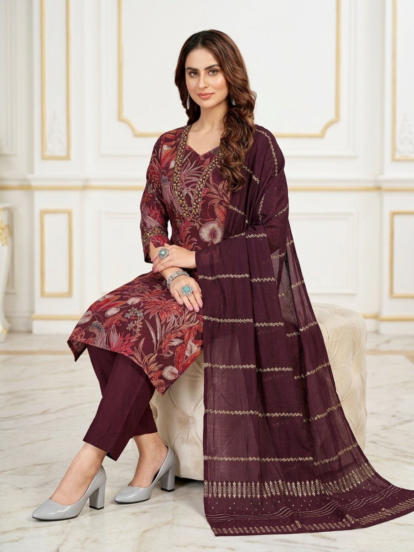 Isha Women Floral Printed Salwar Suit Set | Ank