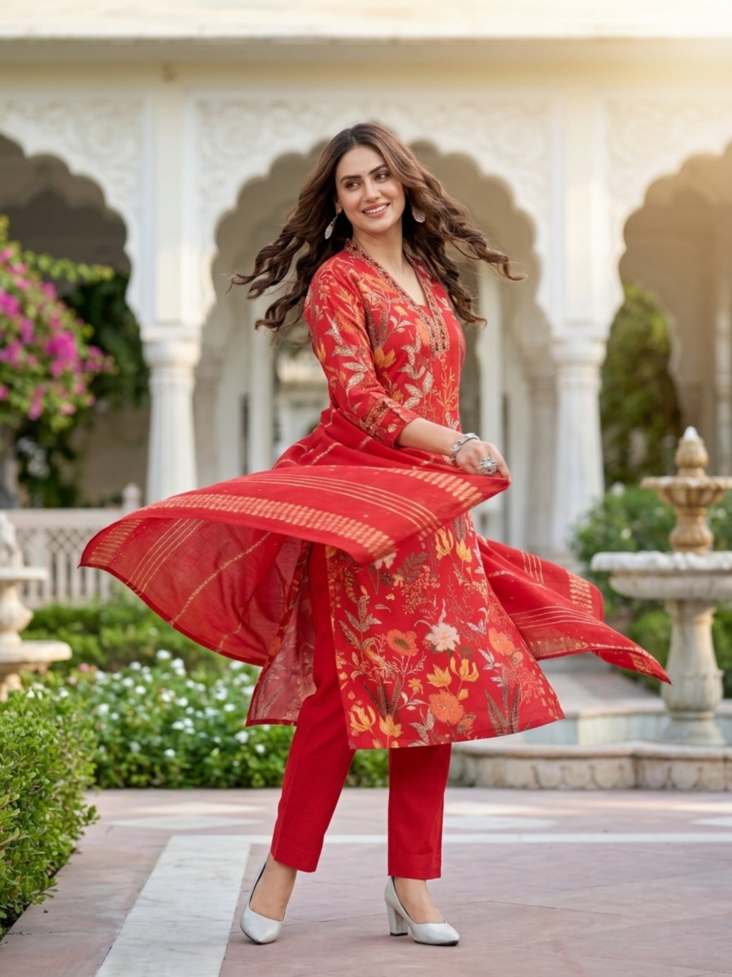 Isha Women Floral Printed Salwar Suit Set | Ank