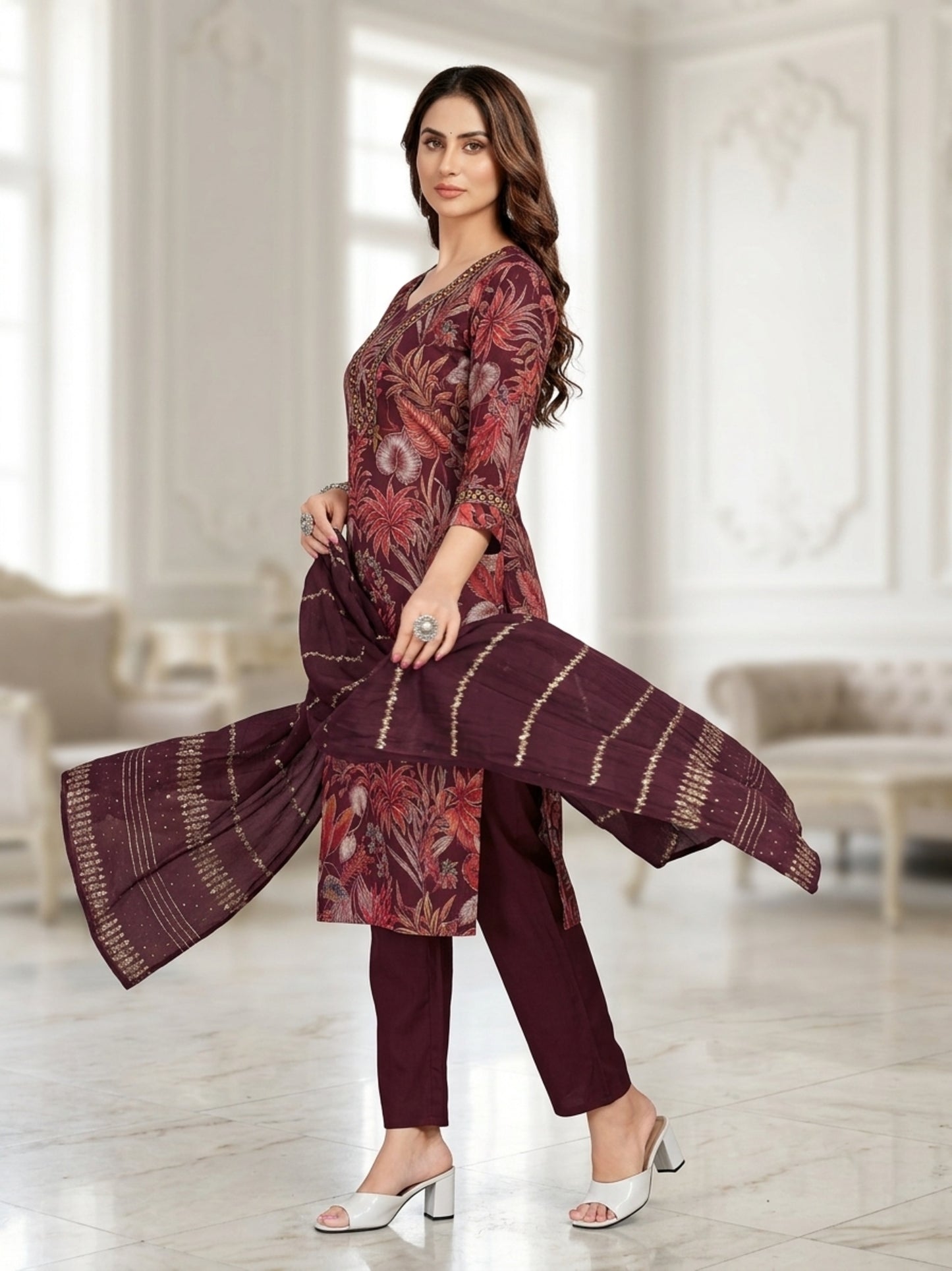 Isha Women Floral Printed Salwar Suit Set | Ank