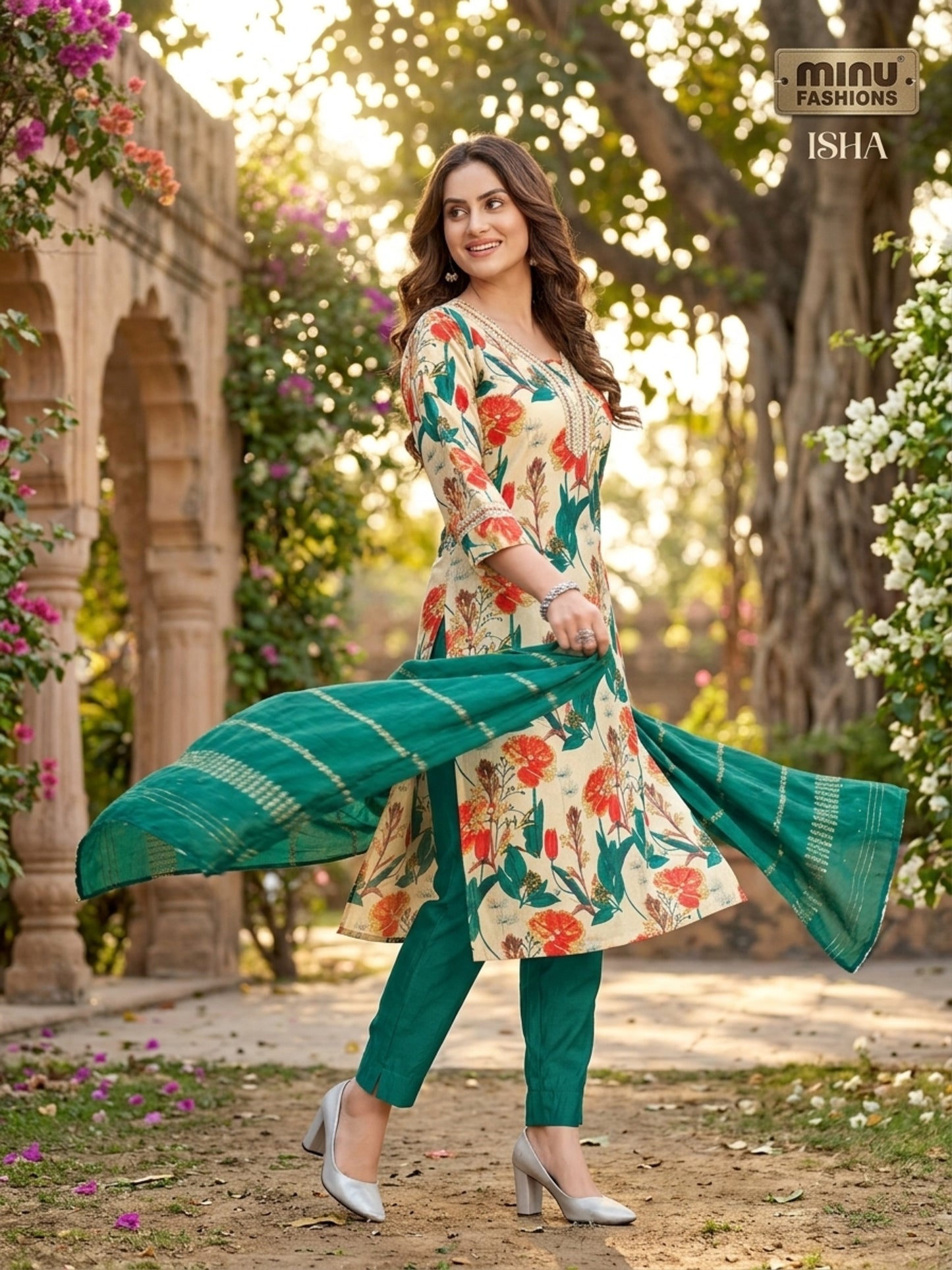 Isha Women Floral Printed Salwar Suit Set | Ank
