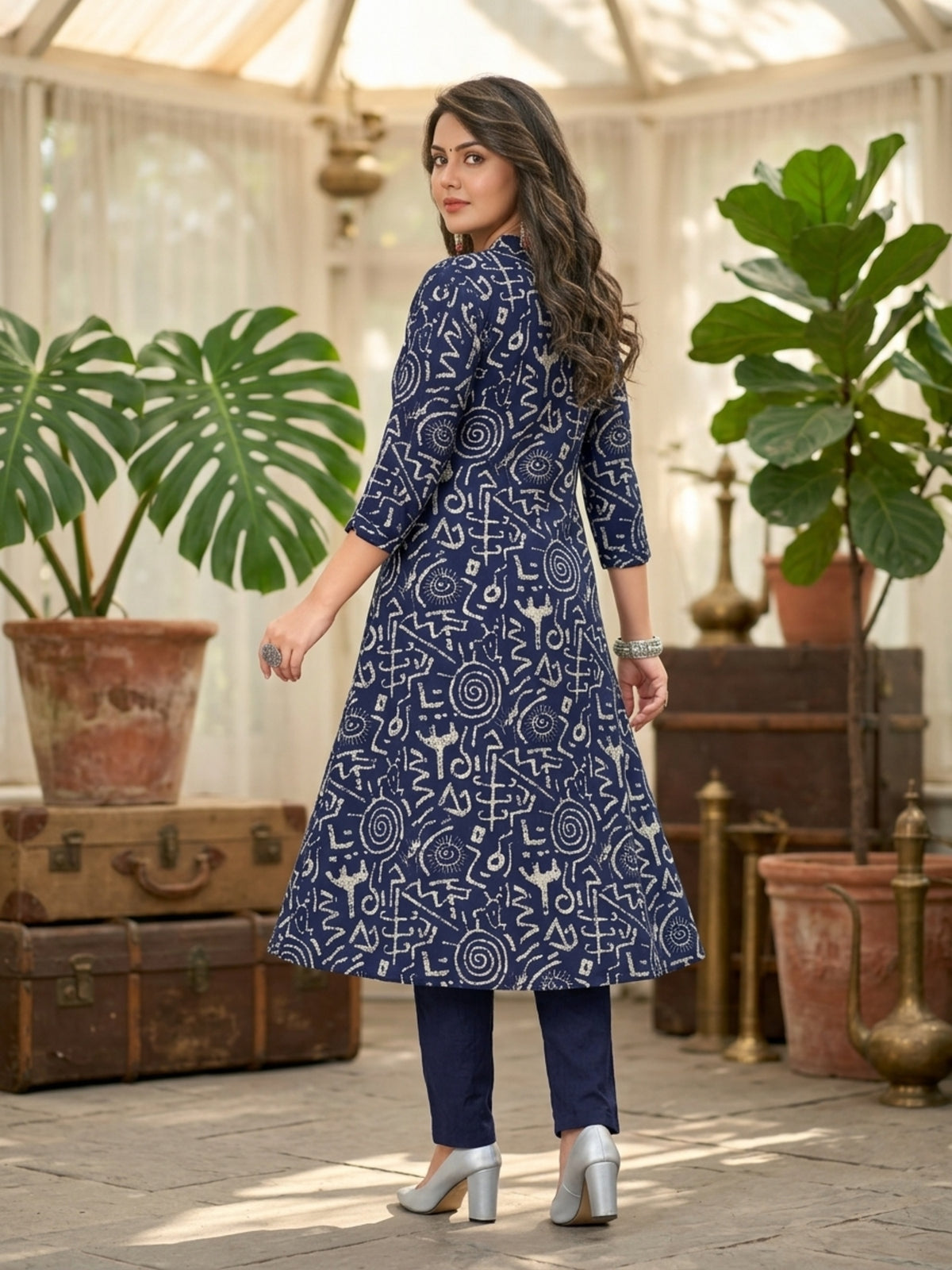 Elegant Ethnic Women Vatican Silk Printed Flared Kurti Pant Set with V-Neck & 3/4 Sleeve | Ank
