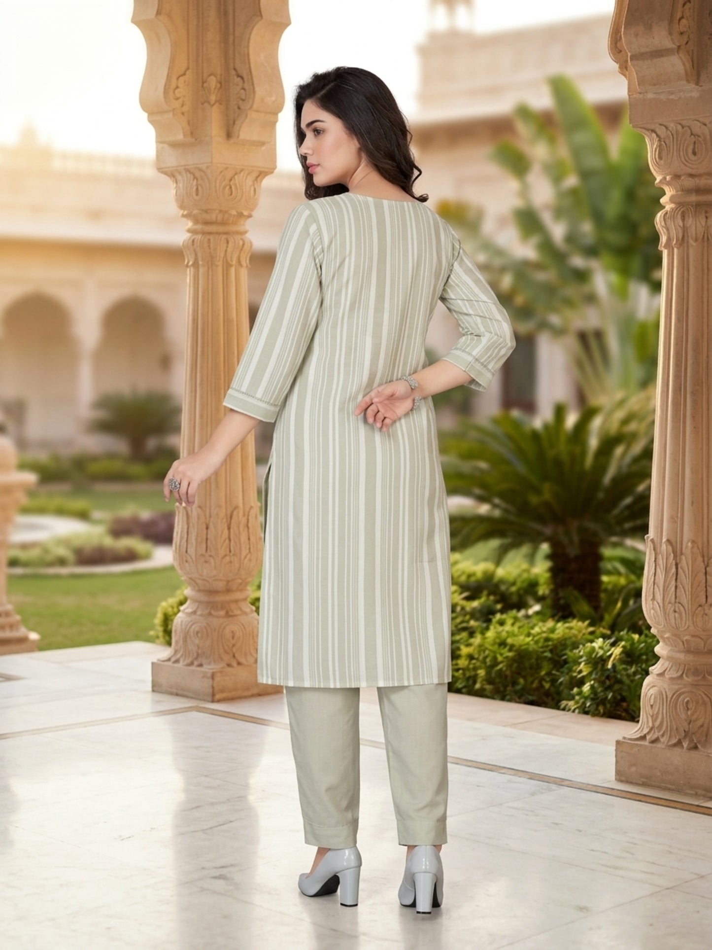 Minu Kurta-Set Sparkle Women Striped Straight Kurti with Trousers | Ank