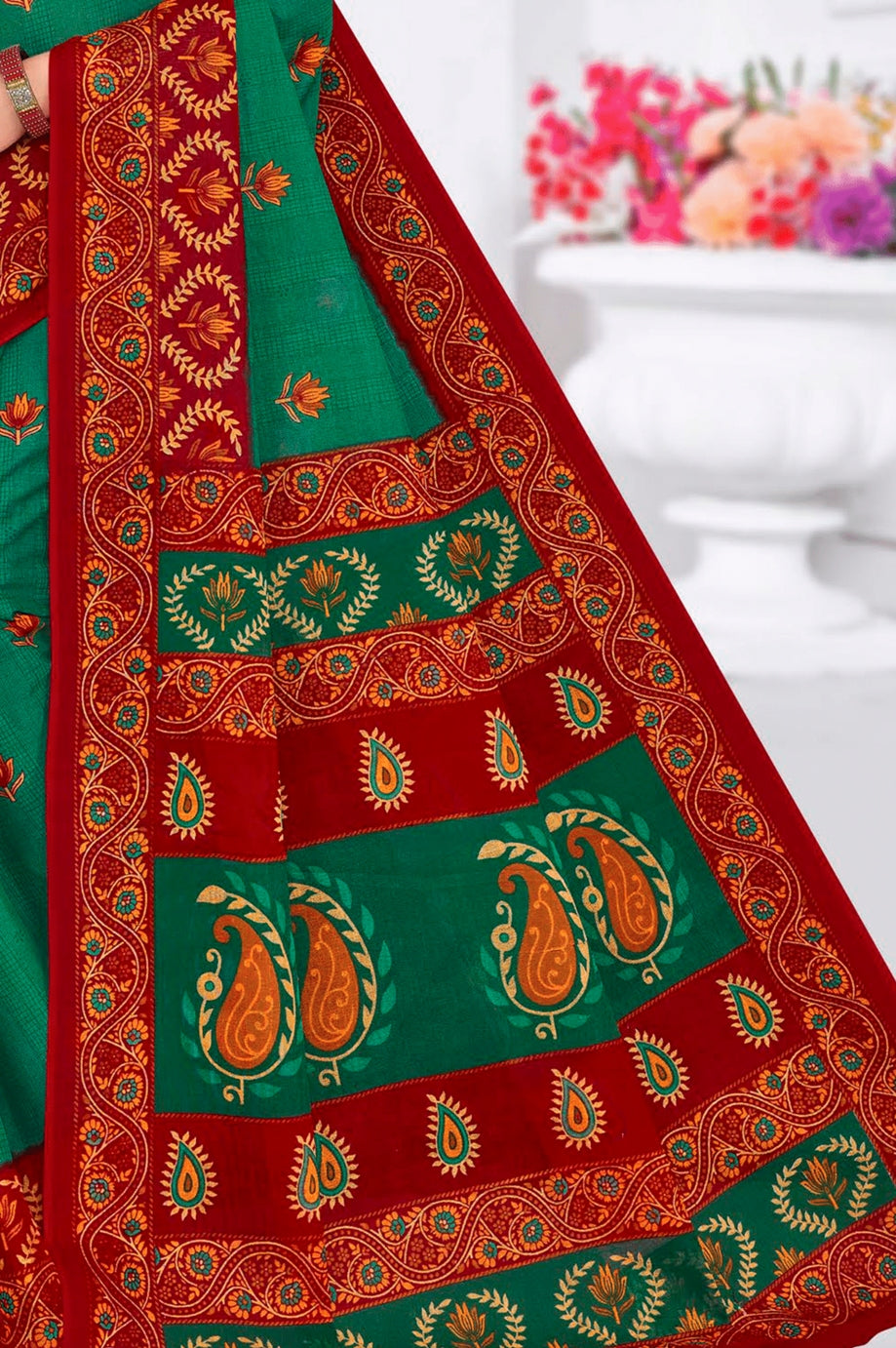 MINU SAREE MALAIKAA V-37 1055